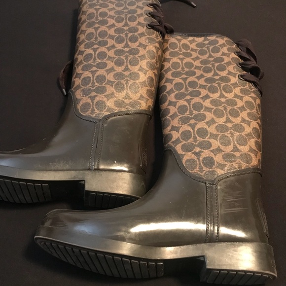 COPY - Coach Rain Boots. - Picture 3 of 3